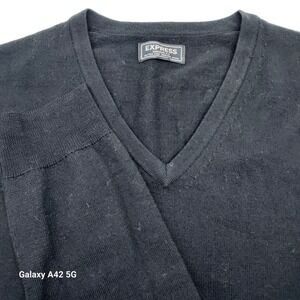 EXPRESS Modern Fit Mens V Neck Black Merino Wool Sweater Extra Fine